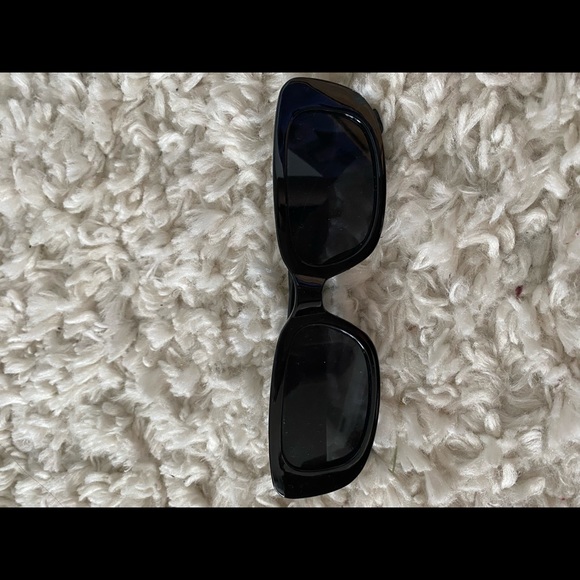 NA-KD Retro Sunglasses - Picture 2 of 2